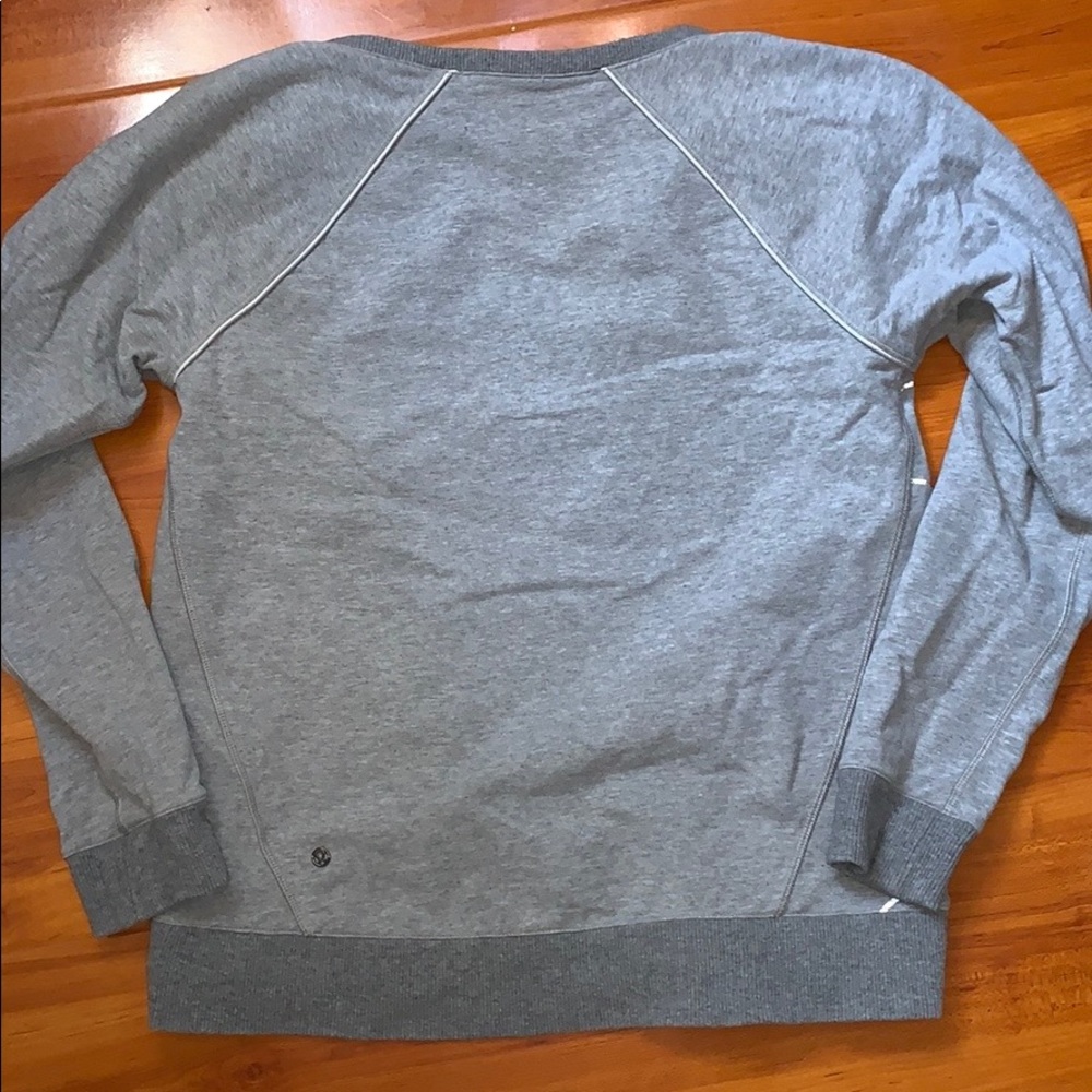 Lululemon crew neck